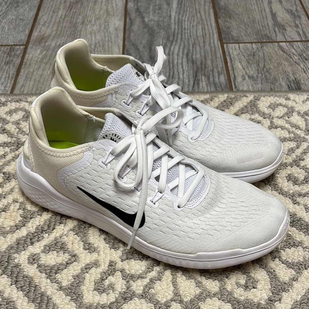 Nike Women's White Athletic Shoes